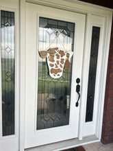 Load image into Gallery viewer, Cow Face Wood Door Hanger