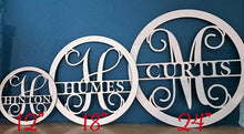 Load image into Gallery viewer, Wood Monogram Door Hanger-Circle Monogram