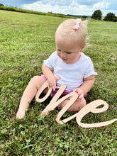 Load image into Gallery viewer, Wood age photoprop