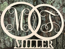 Load image into Gallery viewer, Wood Monogram Wall Plaque